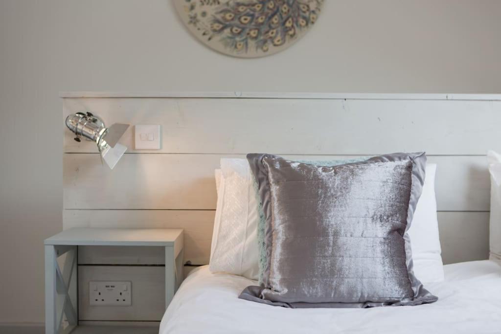 Little Bream - Pretty Cosy Cottage, Sea Views, Walk To The Beach Mawnan Smith Экстерьер фото