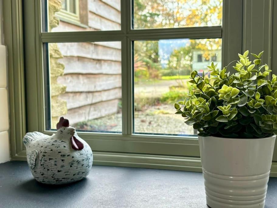 Little Bream - Pretty Cosy Cottage, Sea Views, Walk To The Beach Mawnan Smith Экстерьер фото