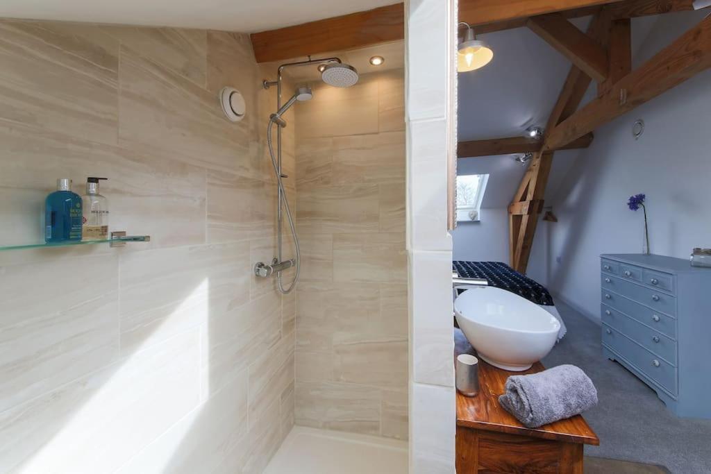 Little Bream - Pretty Cosy Cottage, Sea Views, Walk To The Beach Mawnan Smith Экстерьер фото